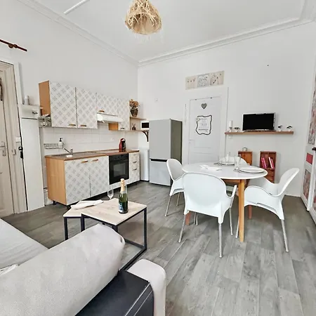 T2 En Centre Historique, Ambiance Chaleureuse * Boulogne-sur-Mer
