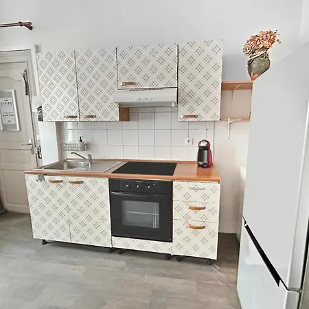 Apartmán T2 En Centre Historique, Ambiance Chaleureuse *